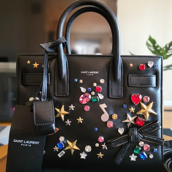 Yves Saint Laurent Nano - Picture 2 of 15